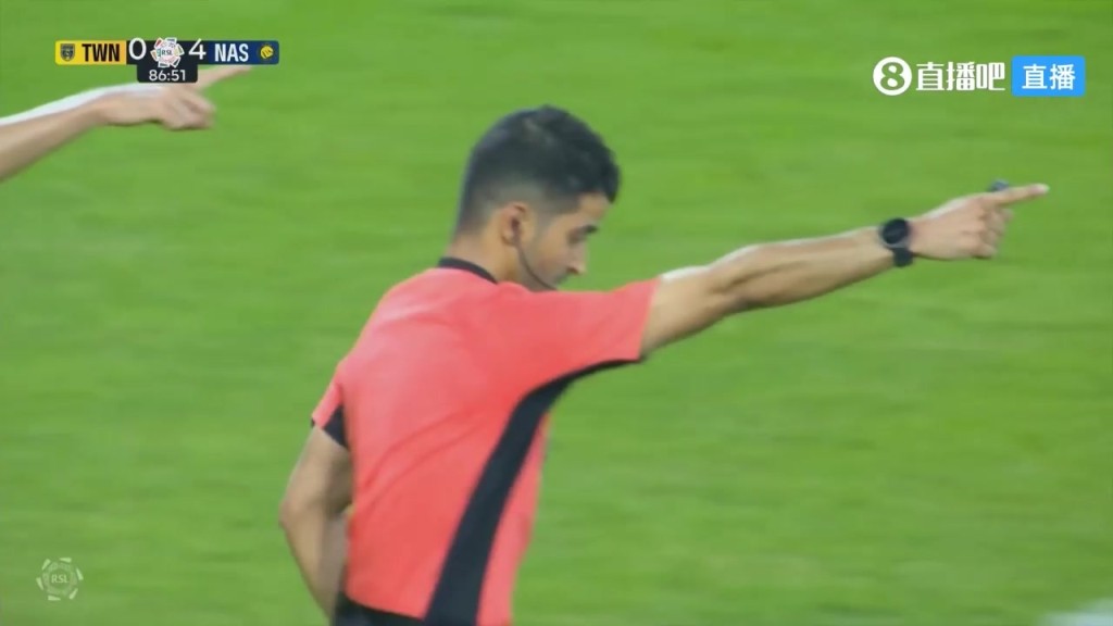 降维打击！菲利克斯破门上演帽子戏法！主裁示意皮球已过门线！