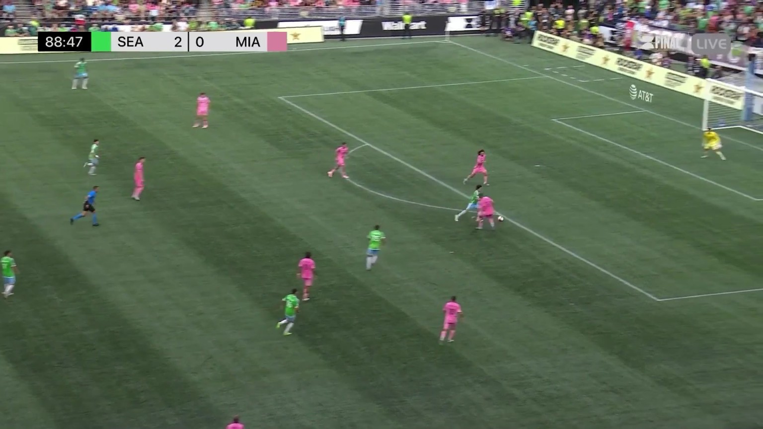 西雅图3-0迈阿密！梅西几乎无缘第47冠，迈阿密这后防辣眼睛