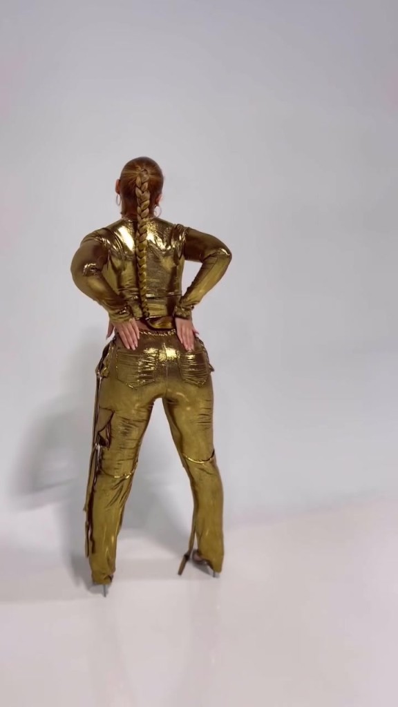 哈登女友这身材确实丰满，是登哥喜欢的类型！