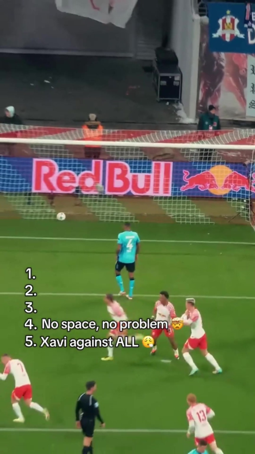 盘带突破创造力‌十足！球队进攻核心哈维-西蒙斯！