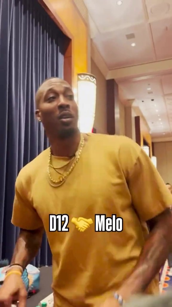 曾经的湖人队友！名人堂成员安东尼和霍华德握手致意