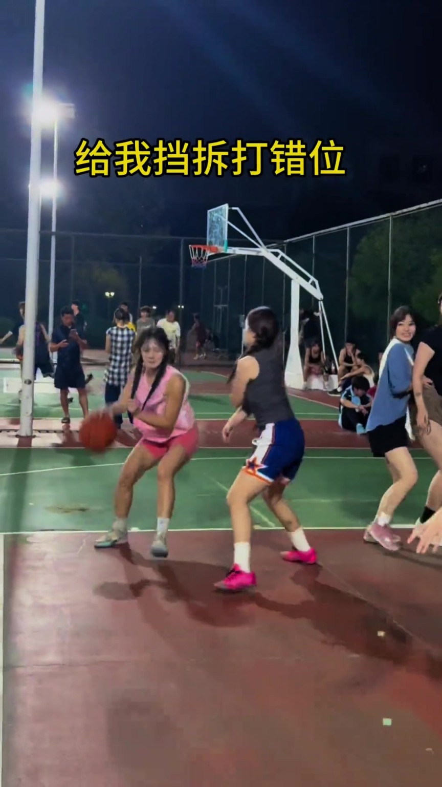 这群女的可以啊，看得出来是真的会打