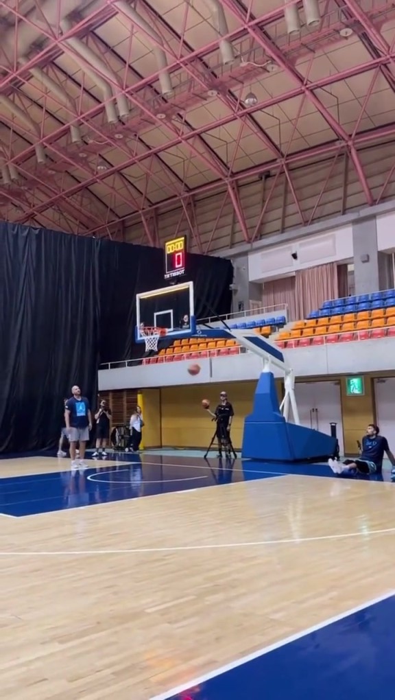 他为什么老能进这种球！？