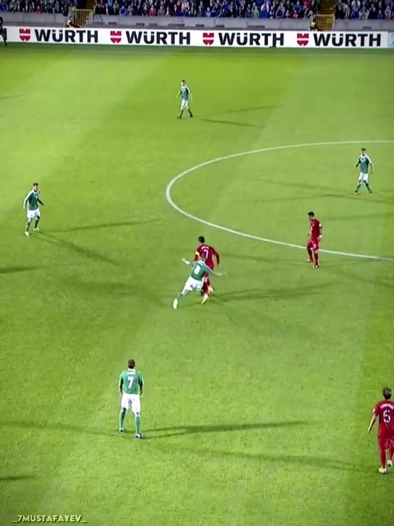 你说你惹他干嘛！名场面：面对挑衅，C罗选择用进球来回应！